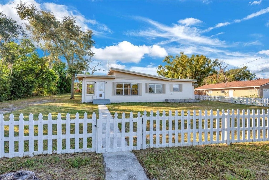 22 Mountain Drive, BABSON PARK