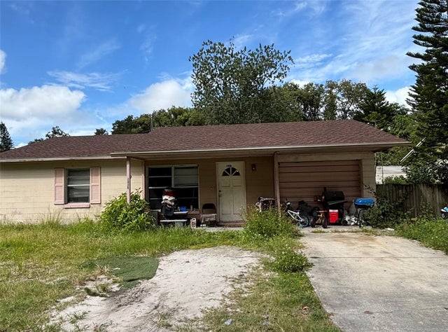 2930 Galaxy Lane, LAKELAND