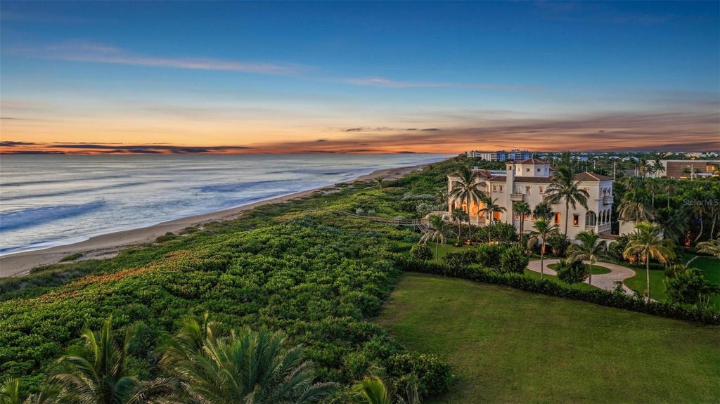 1025 Ne Doubloon Drive, STUART