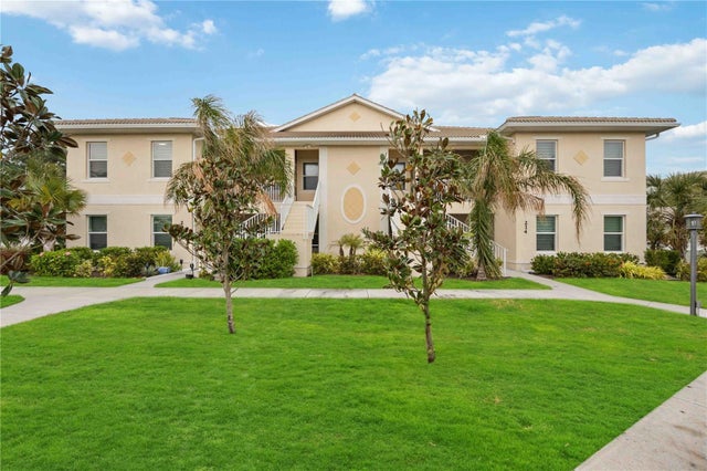 200 Gardens Edge Drive 223, VENICE
