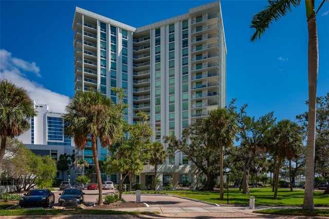 1111 North Gulfstream Avenue 16f, SARASOTA