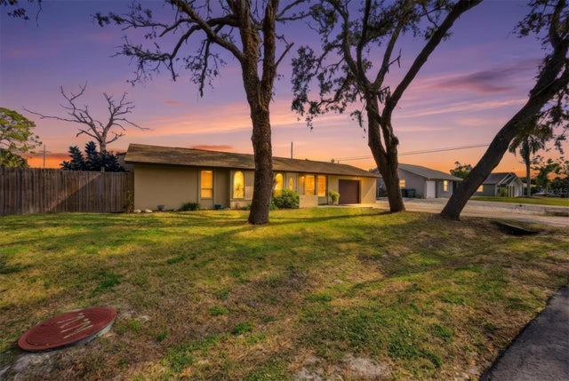 5755 Oxalis Road, VENICE