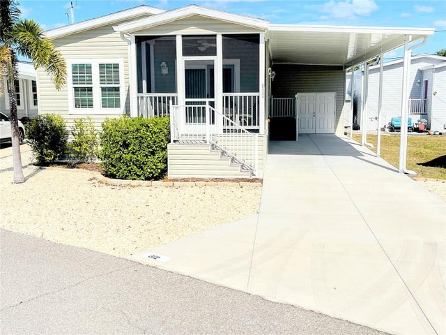 612 Carefree, VENICE