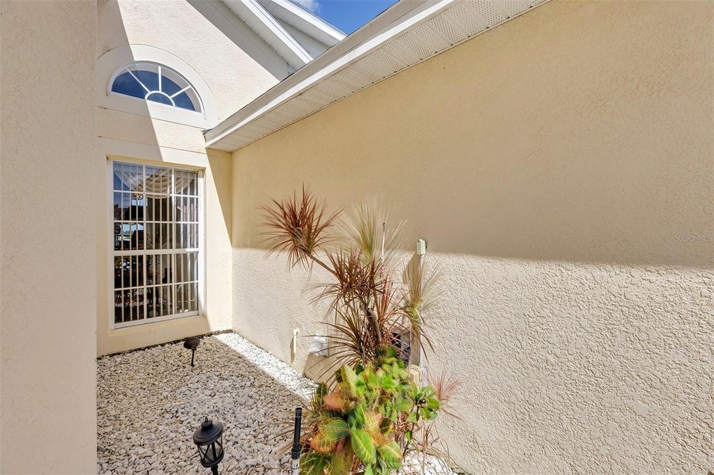 610 Mcfee Drive, DAVENPORT Property Listing MLS® O6250247