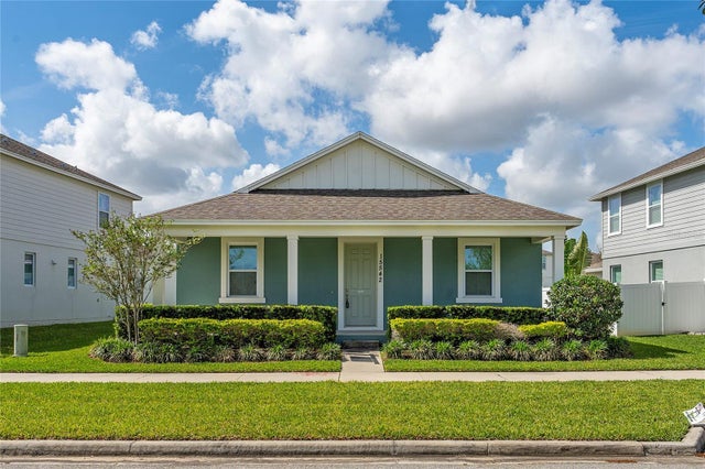 15542 Sunquat Drive, WINTER GARDEN
