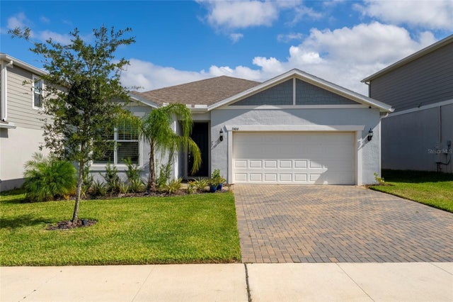 7484 Catania Loop, CLERMONT