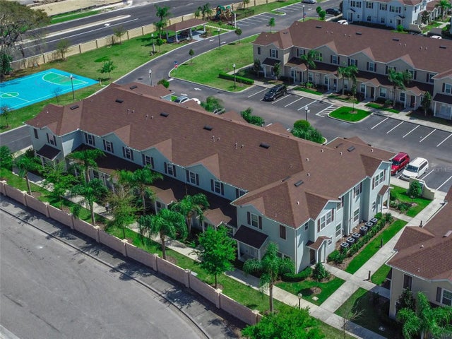 8923 Shine Drive, KISSIMMEE