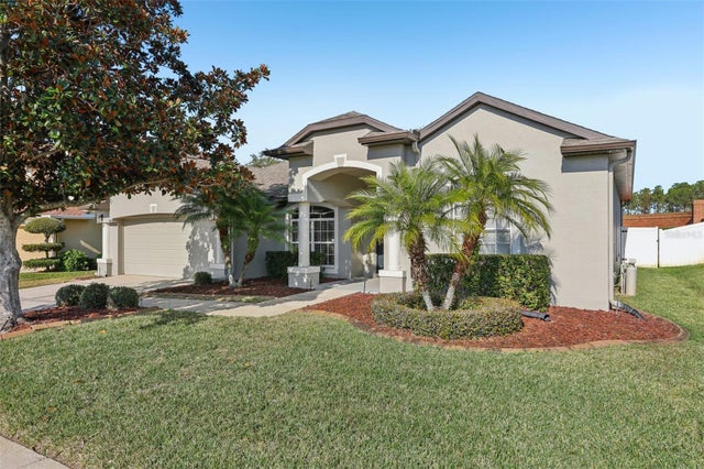 369 Belhaven Falls Drive, OCOEE