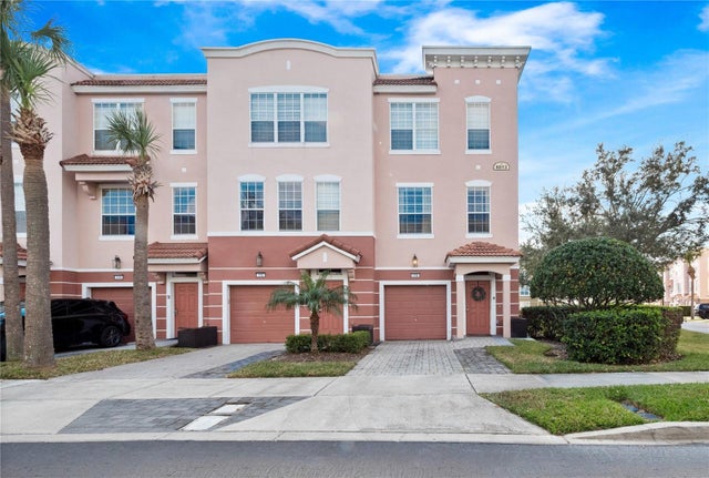 8013 Cool Breeze Drive 116, ORLANDO