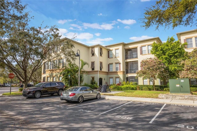 11564 Mizzon Drive 305, WINDERMERE