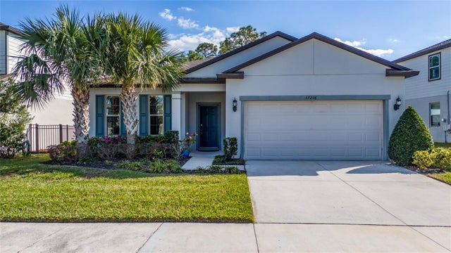 17216 Goldcrest Loop, CLERMONT