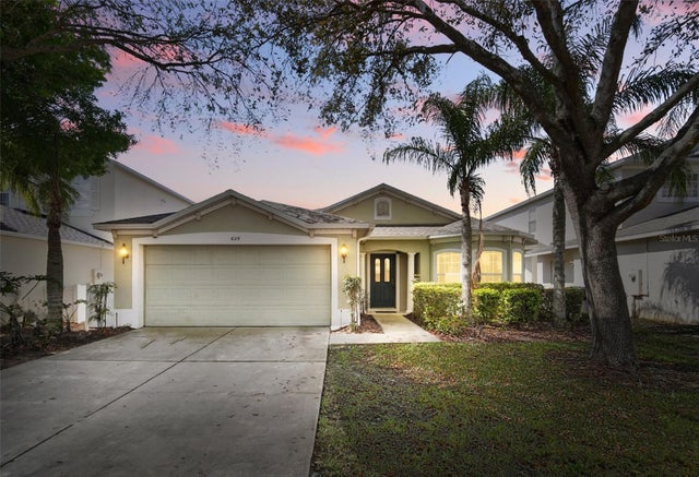 629 Henley Circle, DAVENPORT