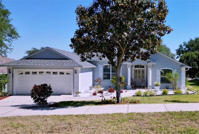 827 Princeton Drive, CLERMONT