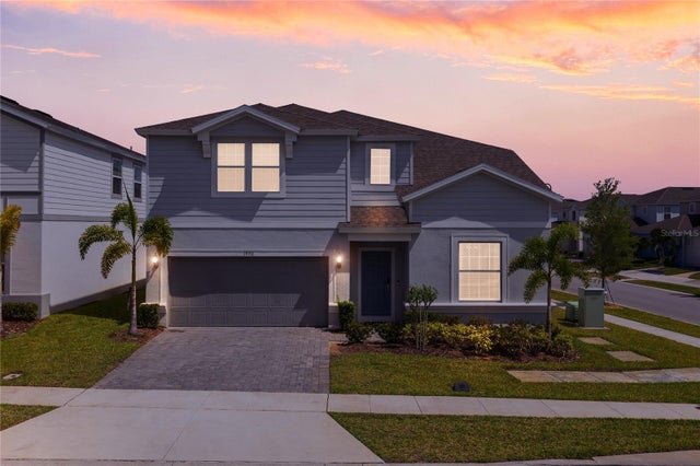 1970 Summer Drive, DAVENPORT