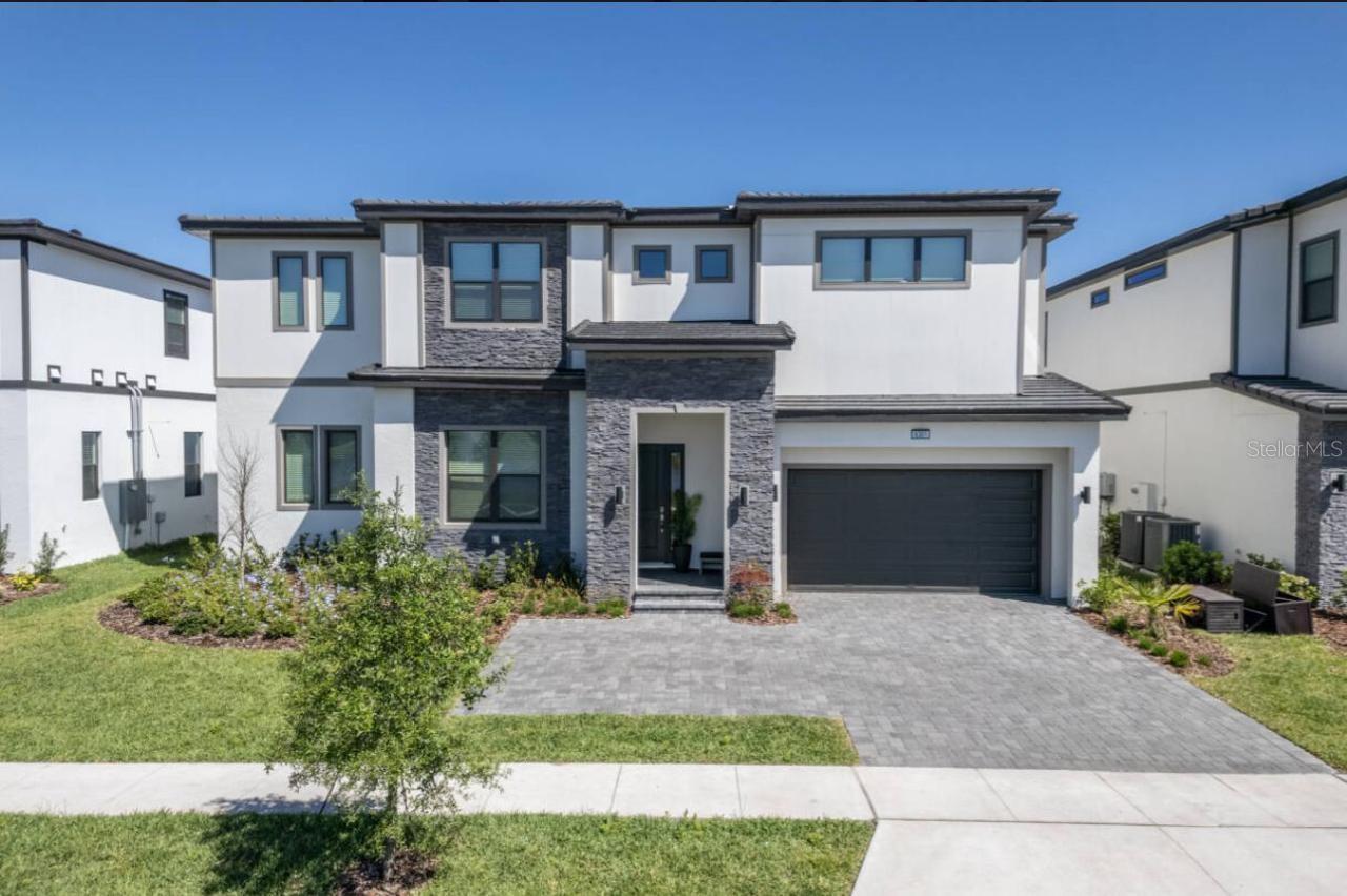 Photo of Listing #O6300944