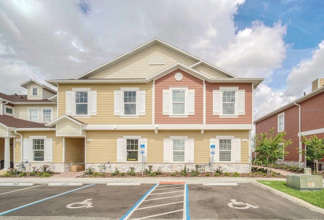 7587 Sunflower Circle, KISSIMMEE