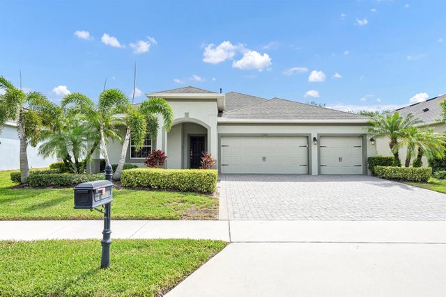 15366 Sandfield Loop, WINTER GARDEN