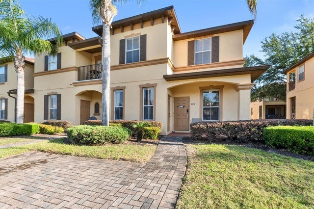 202 Napoli Drive 202, DAVENPORT