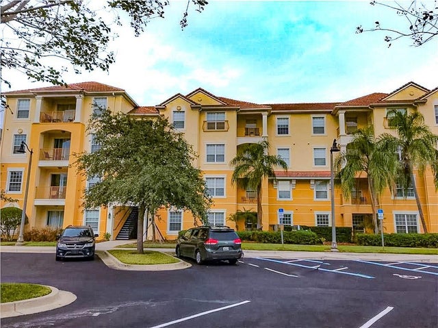 4802 Cayview Avenue 301, ORLANDO