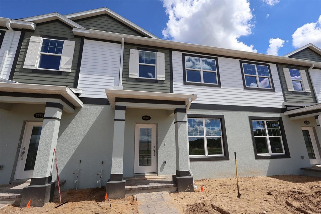 9380 Bolshoi Alley, WINTER GARDEN