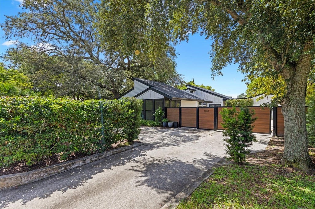 1620 Howell Branch Road, WINTER PARK