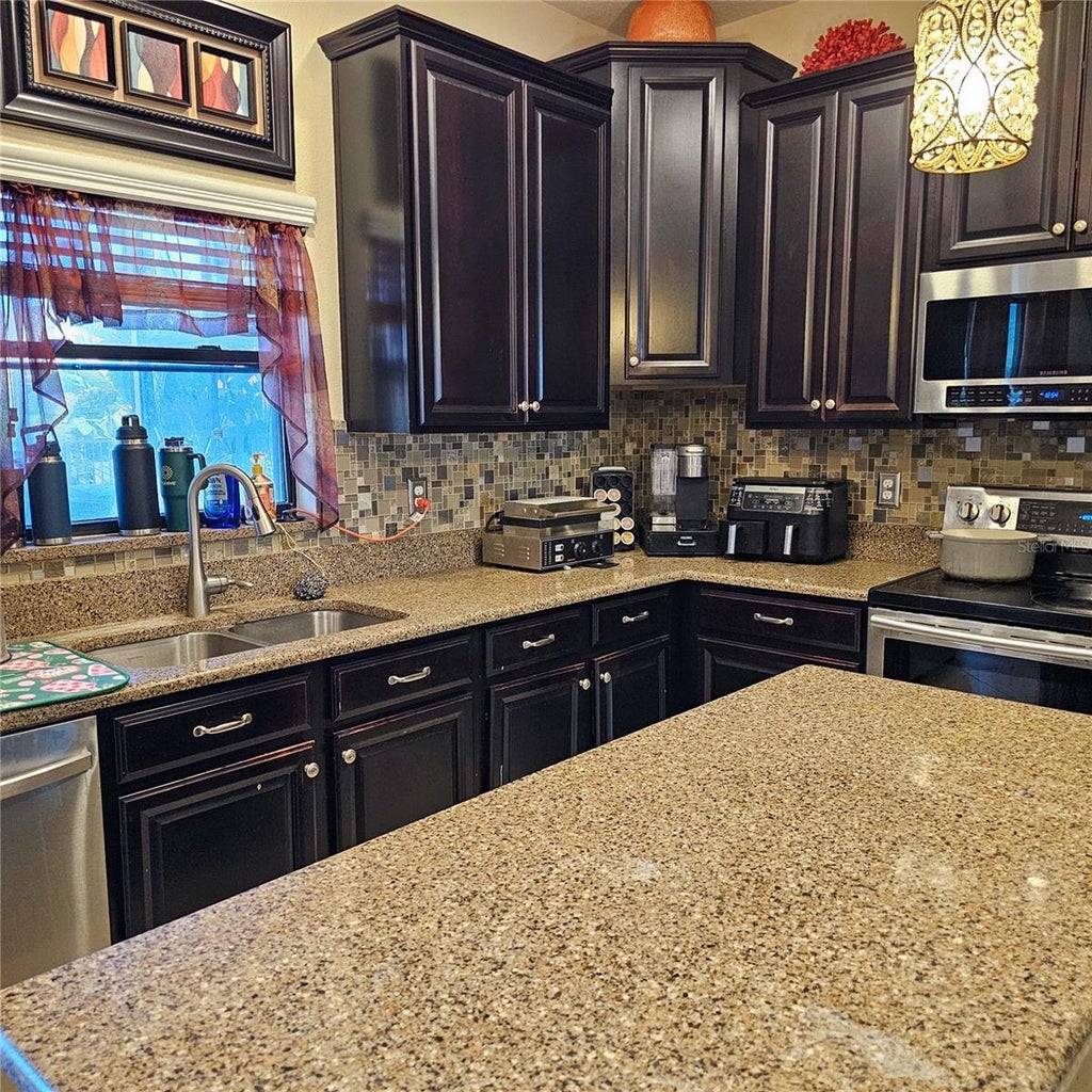 1303 Sea Pines Way DAVENPORT STONEYBROOK - Mfro6328857 3 D94c46287129d638abc46341043c934d L