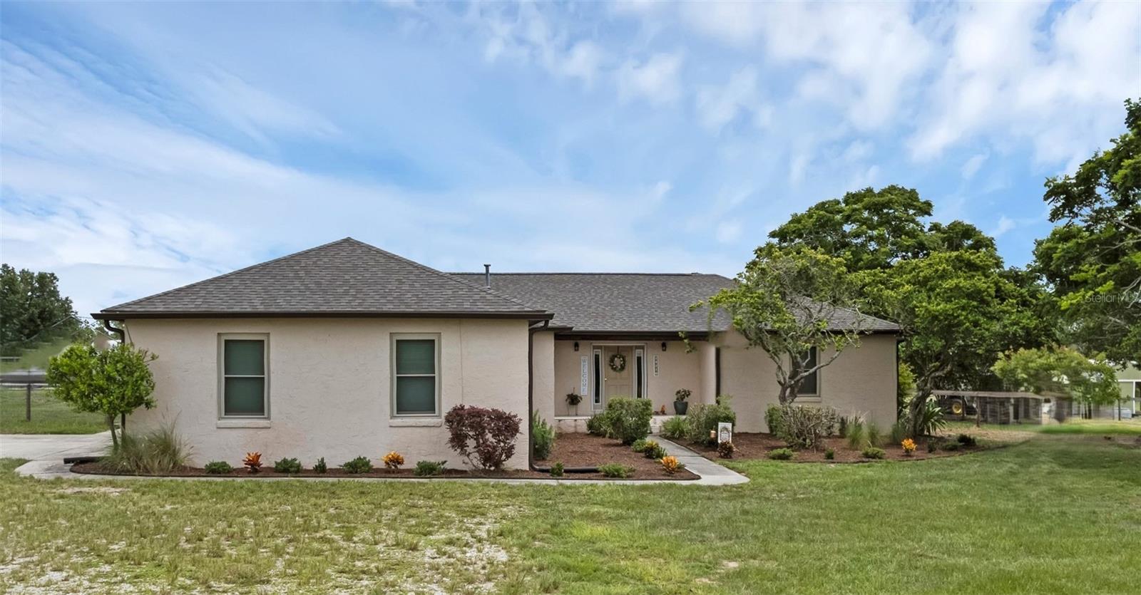 Photo of Listing #O6330652