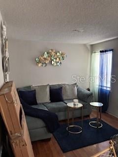 2018 Page Ave ORLANDO ADIRONDACK - Mfro6331820 3 F64820906e7309c574b77106dedaf084 L