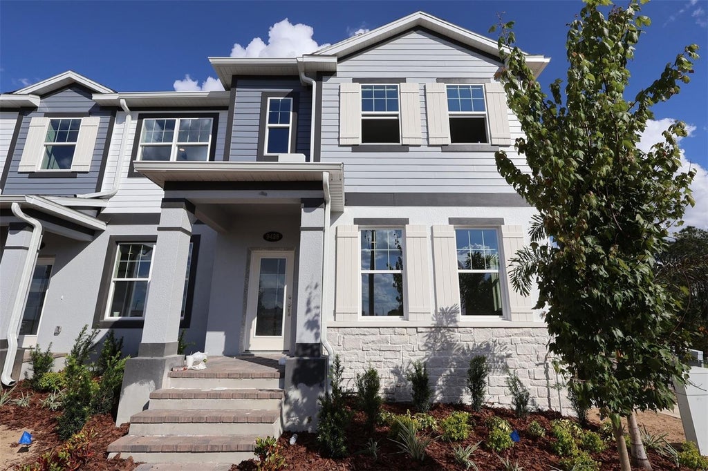 9428 Bolshoi Alley, WINTER GARDEN