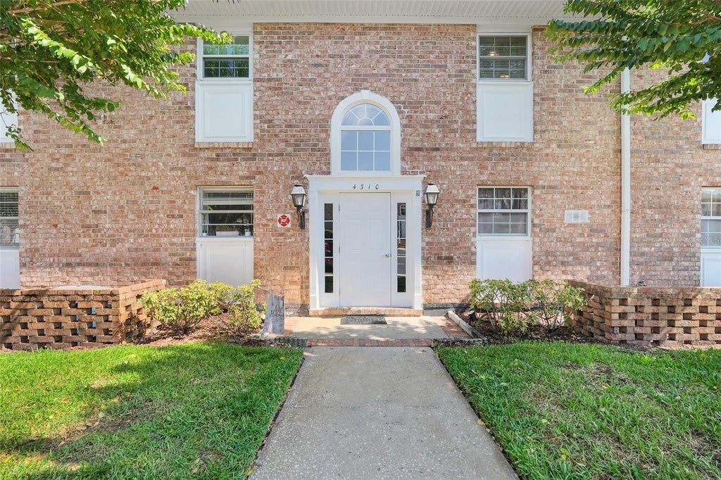 4310 Lake Underhill Road D, ORLANDO