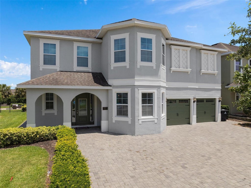 251 Falls Drive, KISSIMMEE