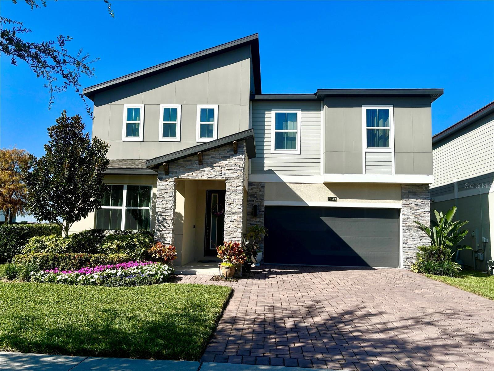 Photo of Listing #O6334665