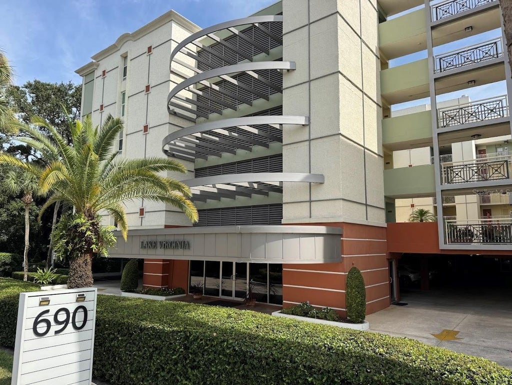 690 Osceola Avenue 209, WINTER PARK