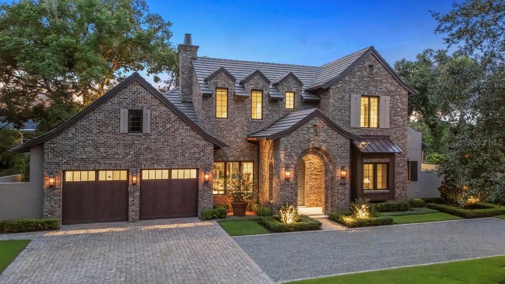 702 Via Bella, WINTER PARK