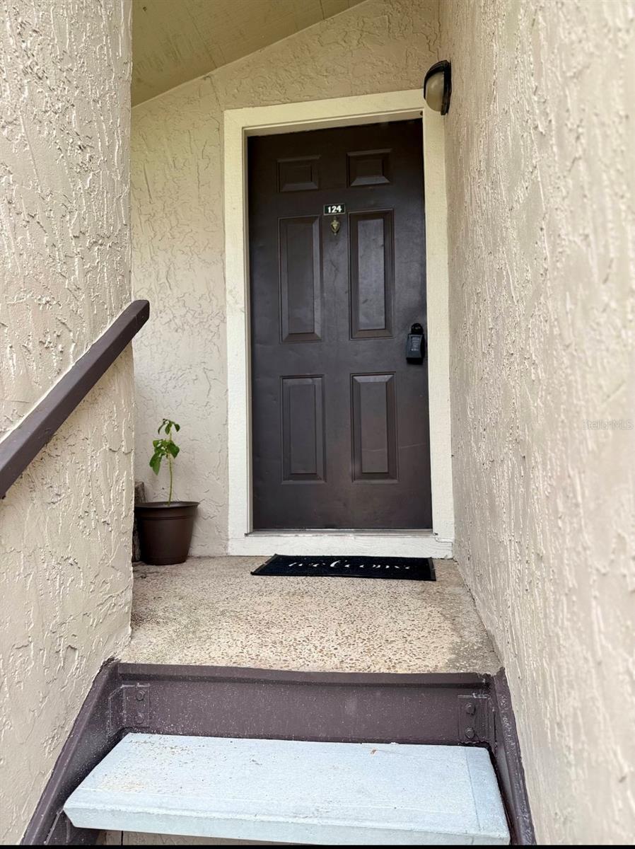 3019 Antique Oaks Circle 124, WINTER PARK