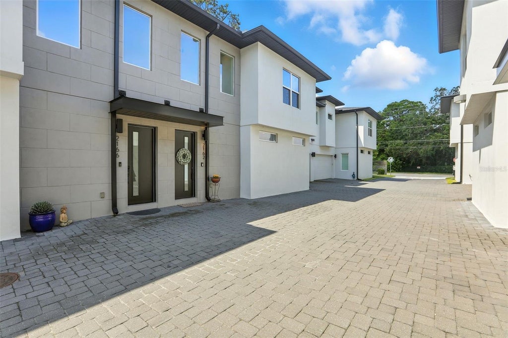 2162 Lake Howell Preserve Court, MAITLAND