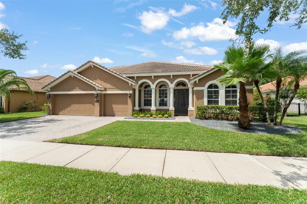 9436 Walnut Crest Drive, ORLANDO