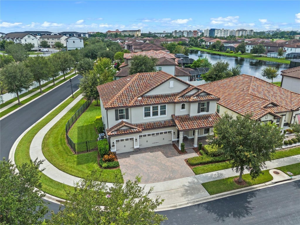 10748 Citron Oaks Drive, ORLANDO