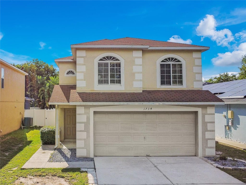 1734 Sherbourne Street, WINTER GARDEN