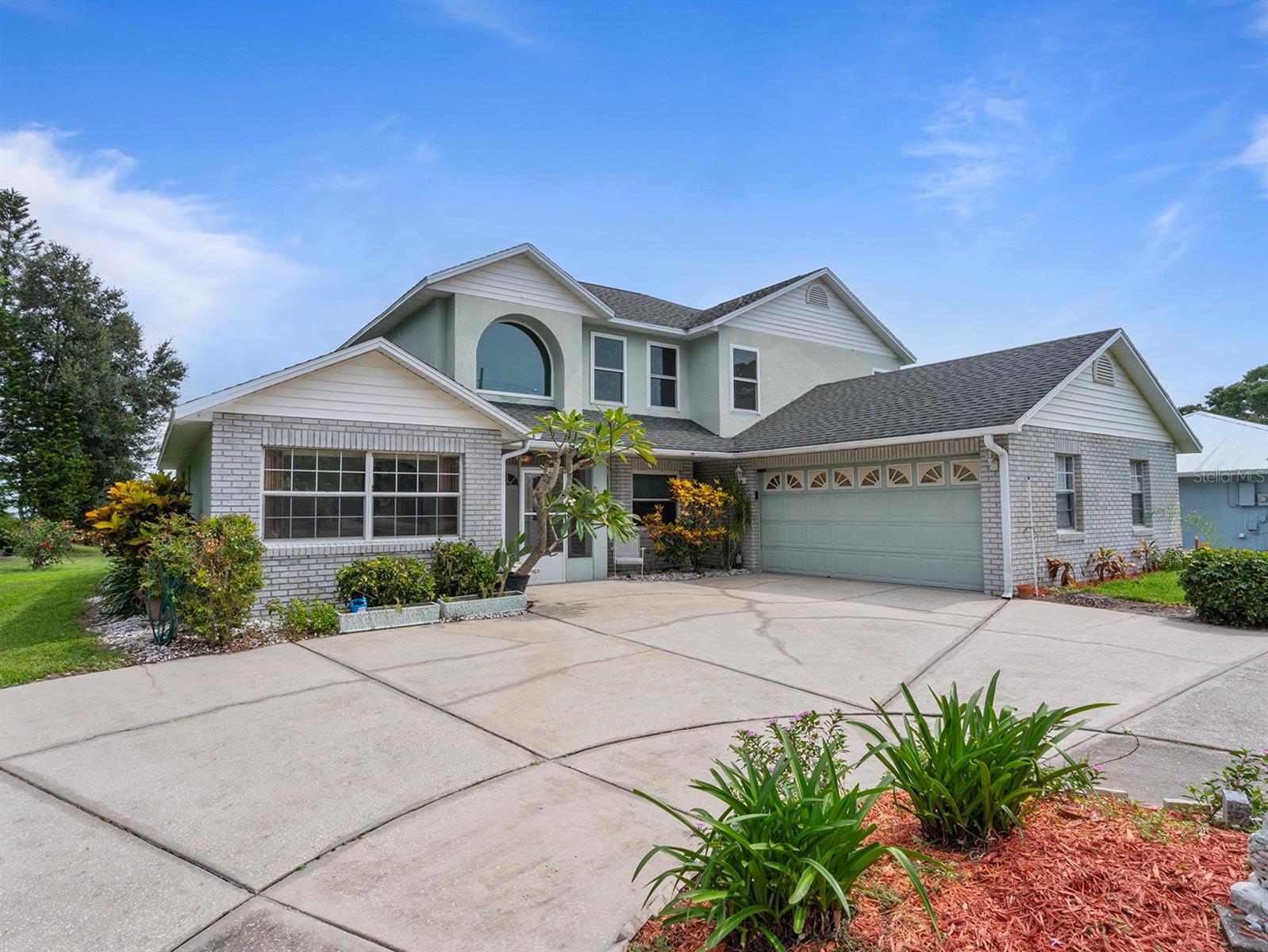 Photo of Listing #O6345402