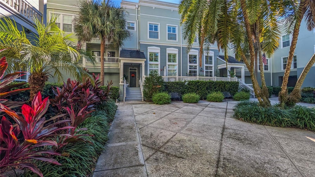 477 Water Street, CELEBRATION