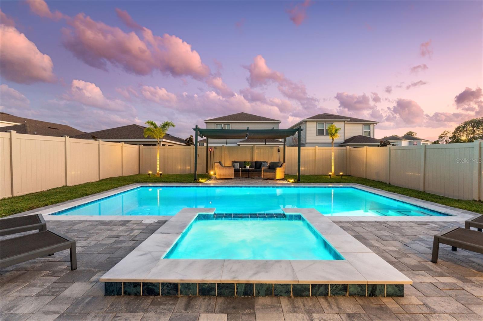 Photo of Listing #O6348489