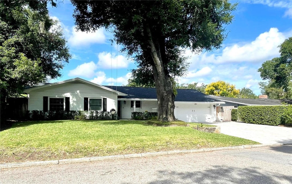 421 Arapaho Trail, MAITLAND