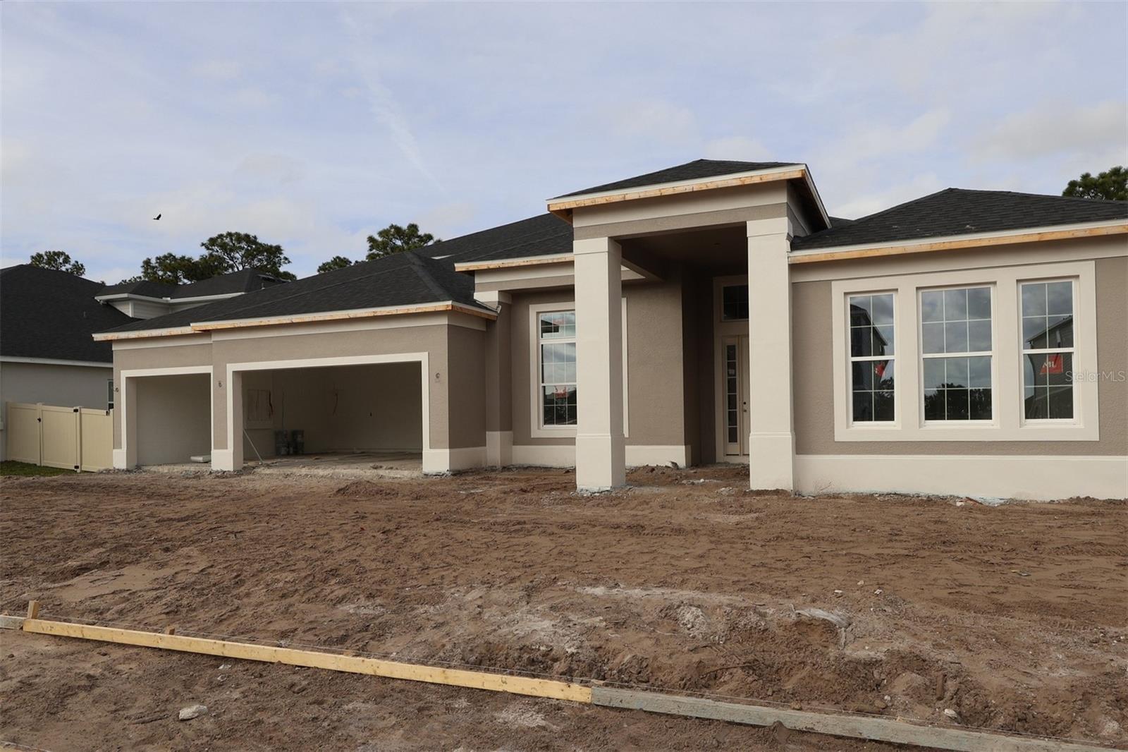 Photo of Listing #O6352846