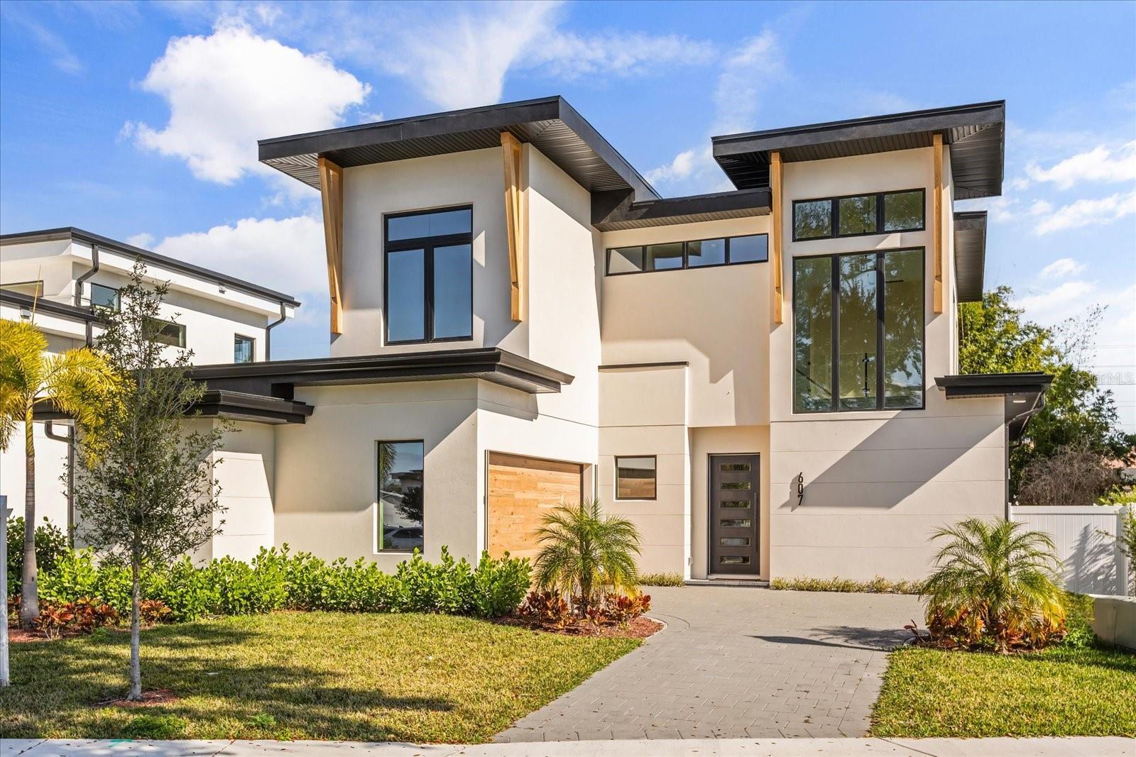 Photo of Listing #O6354269