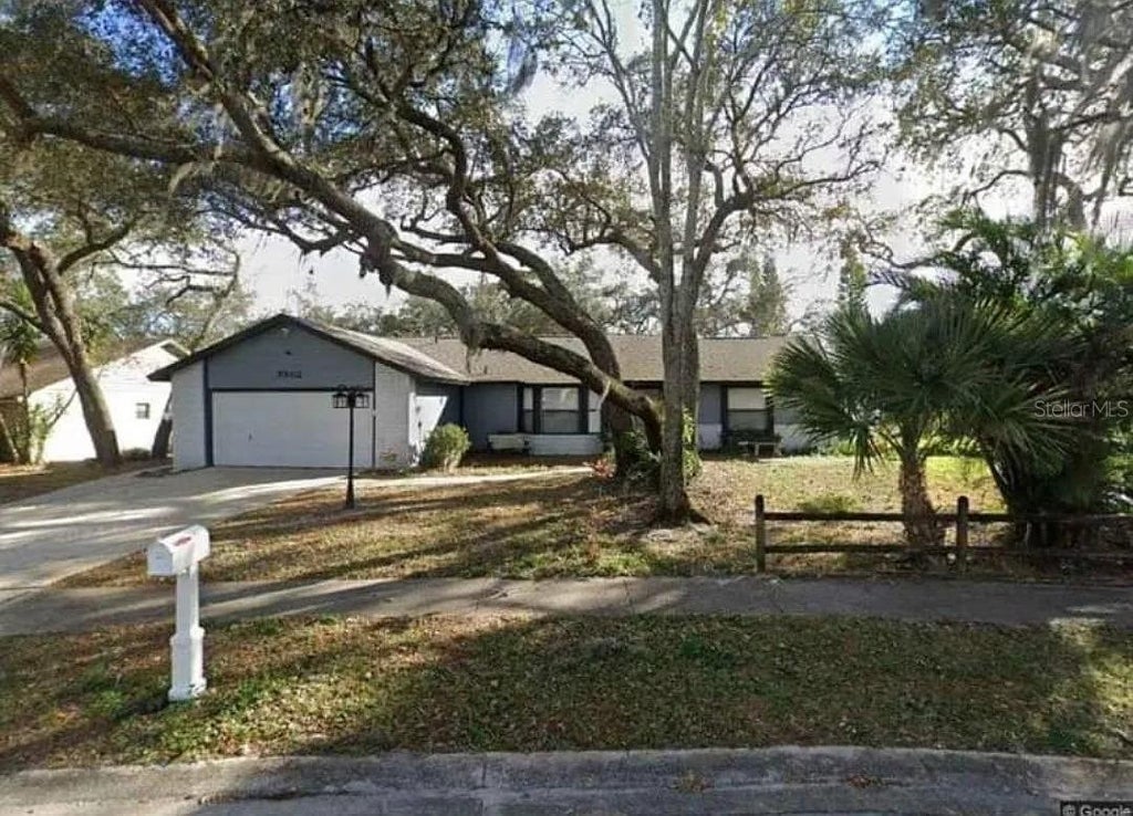 7502 Waunaqua Drive, WINTER PARK