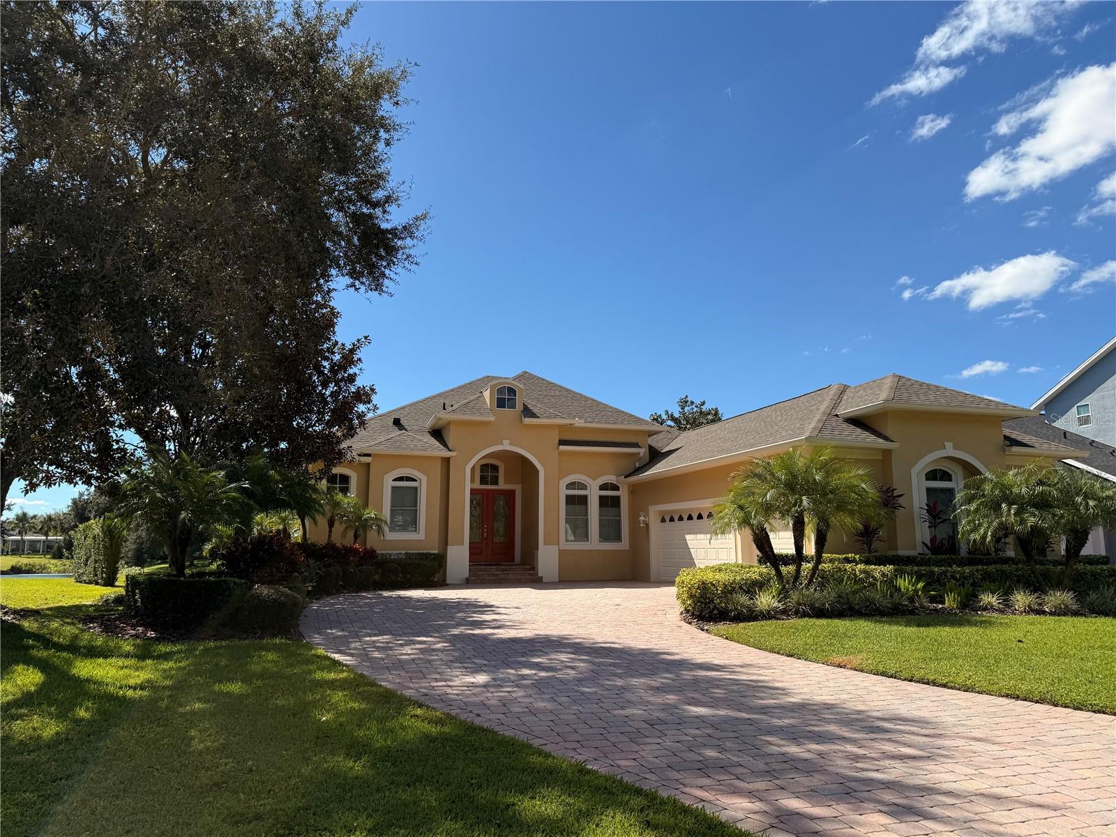 Photo of Listing #O6355539