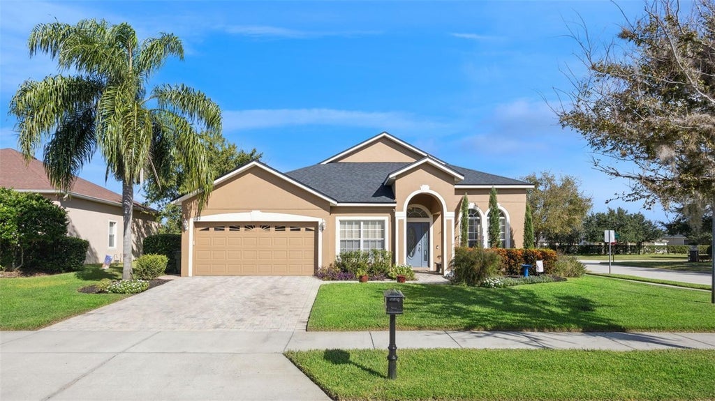 3720 Valley Oaks Court, OVIEDO