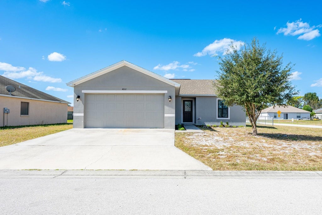 4601 Magnolia Preserve Loop, WINTER HAVEN