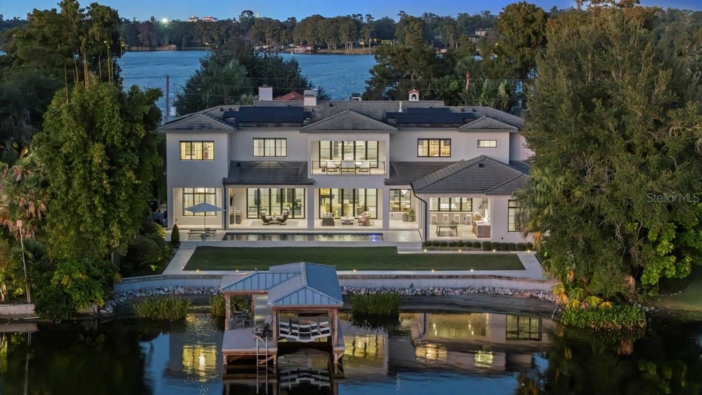 1920 Lakeside Drive, ORLANDO